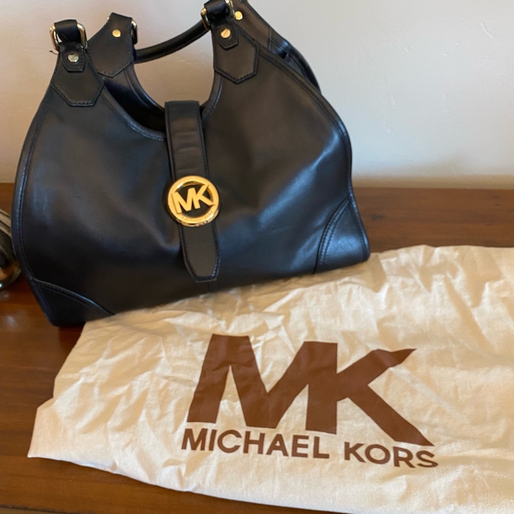 Michael Kors Black Leather Tote Purse - great condition!